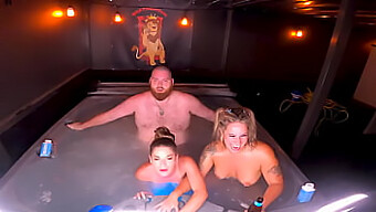 Kendra Heart Et Misty Meaner Dans Un Trio Chaud Avec Une Touche Bisexuelle